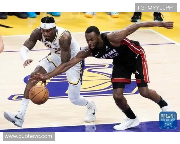 2016年湖人与热火对决回顾：经典瞬间与赛季精彩分析