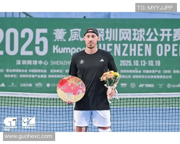 深圳网球队配合创新引发热议助力网球发展新局面