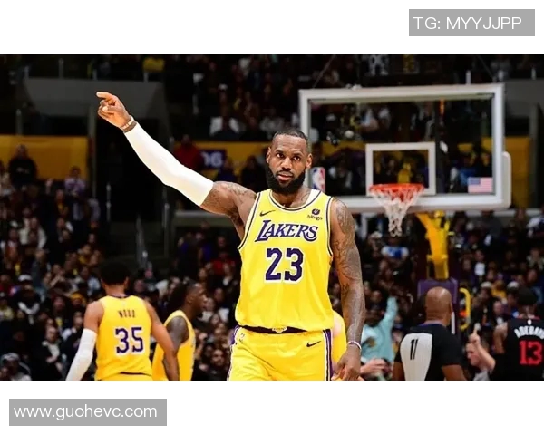 热火与湖人再度交锋谁能在季后赛中笑到最后的精彩对决